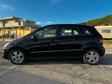 MERCEDES BENZ Classe B 180 CDI 2013