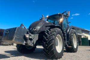 trattore VALTRA T174 VERSU