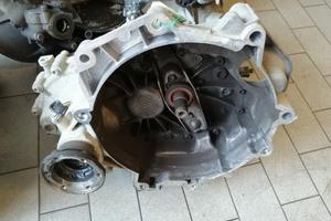 Cambio VOLKSWAGEN POLO 1198cc benzina del 2009