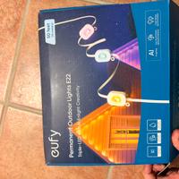 Luci smart esterno Eufy, 2 kit, 30 metri totali.
