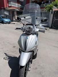 Beverly s 300 2016