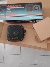 Speaker auto
