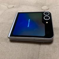 Samsung Z Flip6