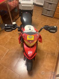 Moto elettroca Peg perego Ducati