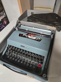 macchina da scrivere Olivetti