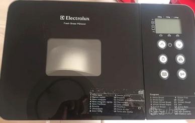 Macchina del pane Electrolux EBM8000