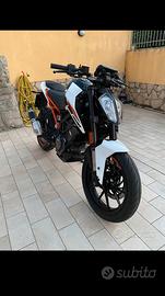 Ktm duke 125