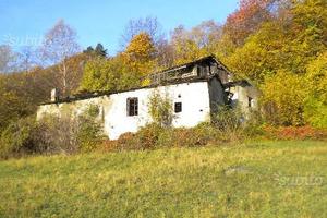 Terreno + rustici borgata intera hamlet and land