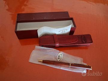 Penna a sfera Magellano