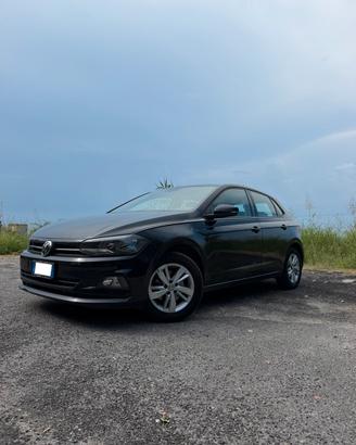 Volkswagen Polo VI 1.6 TDI Confortline
