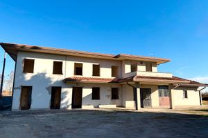 Villa di campagna da ristrutturare