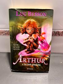 arthur e la città proibita luc Besson libro fanta