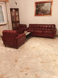 Divano 3 posti + 2 poltrone 