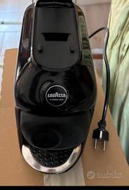 Macchina Del Caffè Lavazza a Modo mio IDOLA