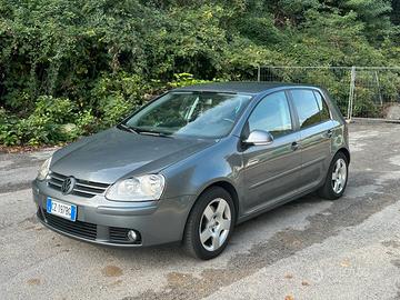 VOLKSWAGEN GOLF 1.9 TDI 4Motion