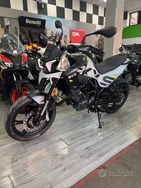 Benelli bkx 125 s in pronta consegna