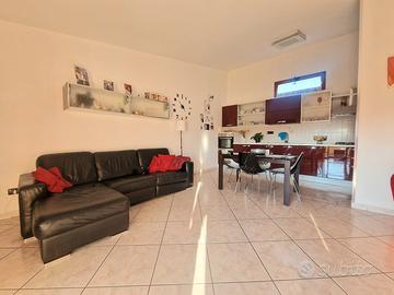 Trilocale con veranda