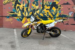 Suzuki DR-Z 400 SM