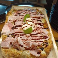 Pizzeria