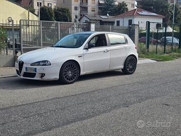 Alfa 147