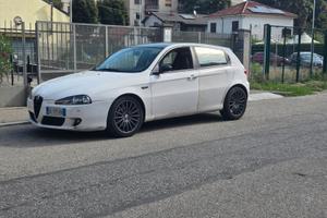 Alfa 147