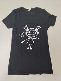 Maglietta sagomata bambina stilizzata