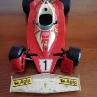 Burago Ferrari 312 T2 scala 1:14