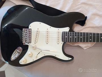 chitarra elettrica Eko + amplificatore blackstar