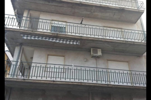 Ampio Appartamento ad Adrano