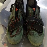 Scarpe con attacchi Nike