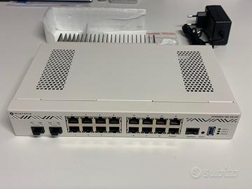 MikroTik CCR2004-16G-2S+PC