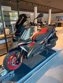BMW C400X