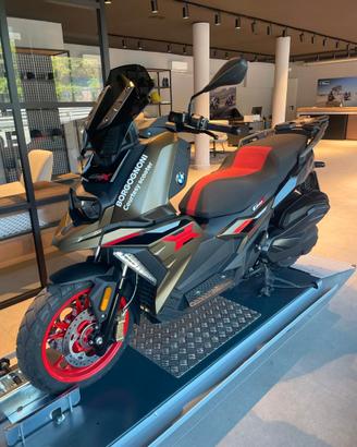 BMW C400X