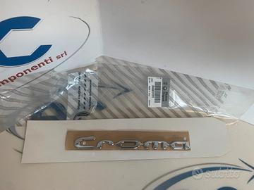 46831001 SCRITTA CROMA ADESIVA