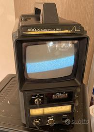 Radio tv  Audiola  Mod. TR  82
