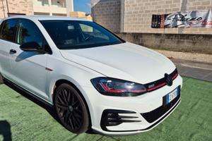 Volkswagen Golf GTI Performance 2.0 245 CV TSI 5p.