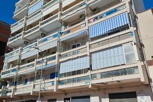 Via aldo moro - 3 vani e accessori