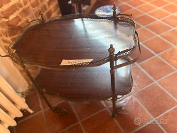 Carrello porta vivande o liquori