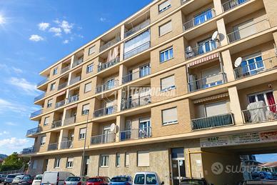 APPARTAMENTO BILOCALE LIBERO SUBITO CON INFISSI NU