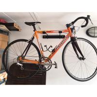Bici pinarello piu casco