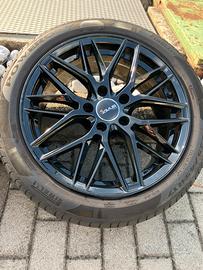 Gomme estive Pirelli con Cerchi Avus Racing 17"