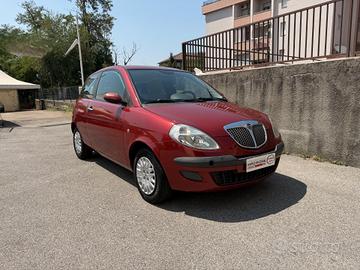 Lancia Ypsilon 1.2 16V GPL