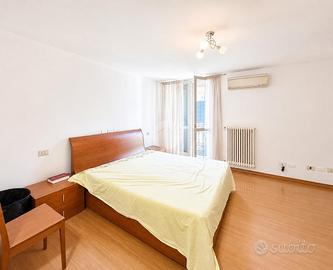 3 LOCALI A SEREGNO