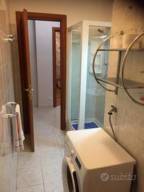 MONOLOCALE IN CORSO CASALE : 330 EURO minime spese