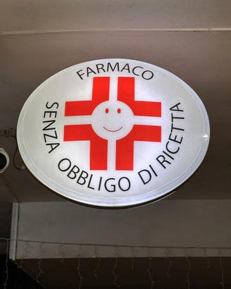 Insegna luminosa parafarmacia