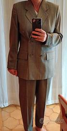 Completo giacca e pantalone  