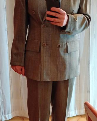 Completo giacca e pantalone  