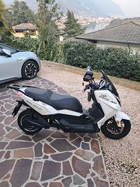 scooter  elettrico 