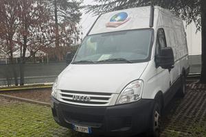 Iveco daily 3.0d 145cv gemellate extra lungo