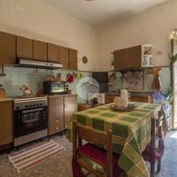 3 LOCALI A PALOMBARA SABINA